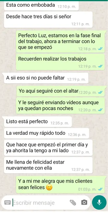 Captura de conversación de WhatsApp con testimonio de orientación sentimental